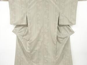 縞に蝶模様織り出し手織り紬着物